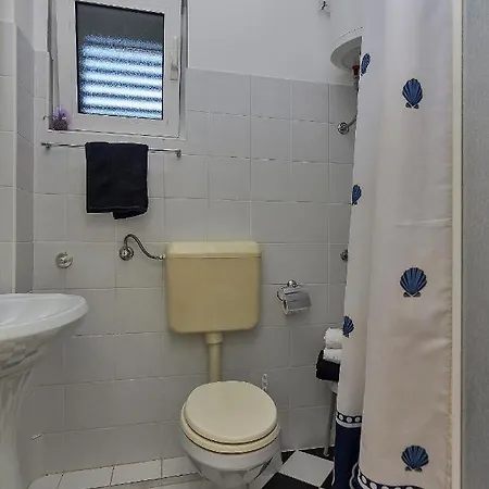 Ela Apartment