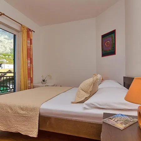 Ela Apartment Tučepi
