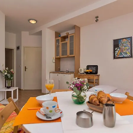 Apartment Ela Tučepi