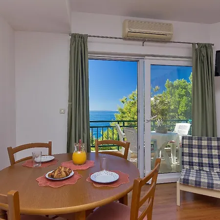 Apartment Ela Tučepi
