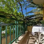 Apartament Ela *
