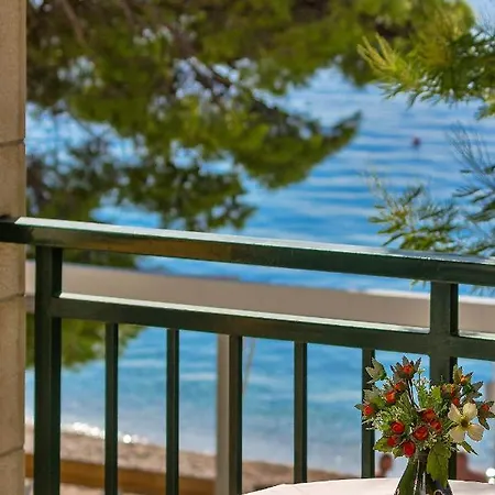 Ela Apartment Tucepi