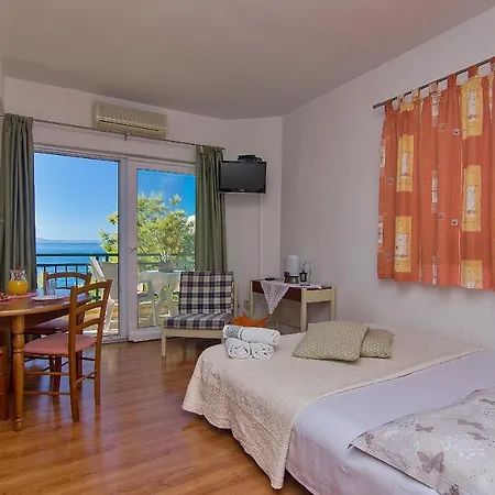 Ela Apartamento *